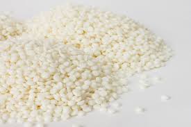 Behentrimonium Chloride là gì? Công dụng và cách sử dụng 